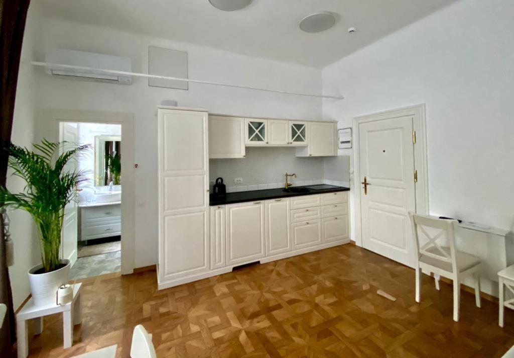 Ars Longa Apartments Ljubljana Luaran gambar